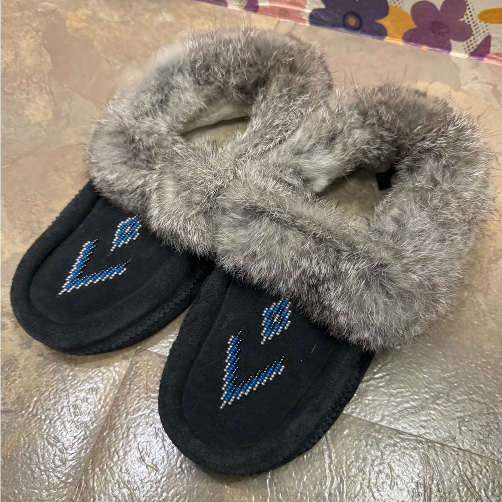 Manitoba kids or ladies Faux Fur Lined Black Slippers with beading
